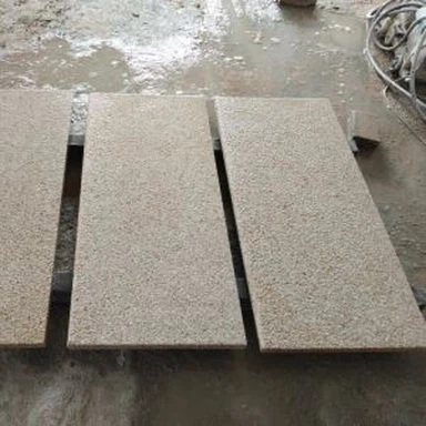 G682 Graniitti laatat