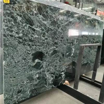 Verde Alpi -marmorilaatta